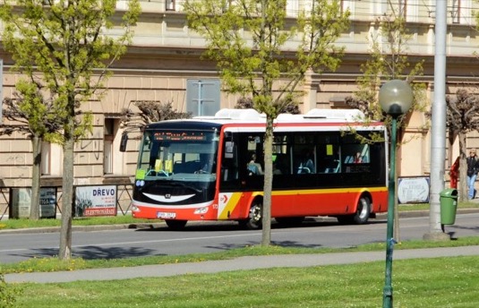 autobus elektrobus elektrický autobus Hradec Králové Zelená linka