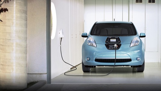 auto elektromobily Nissan Leaf dobíjení doma