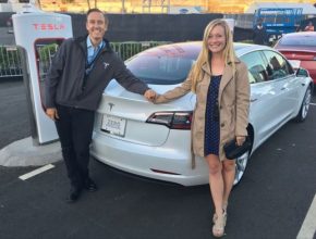 auto elektromobil Tesla Model 3 easter eggs steve jurvetson