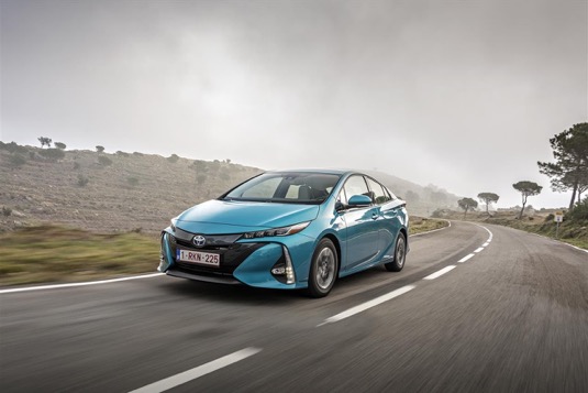 auto Toyota Prius Plug-in Hybrid