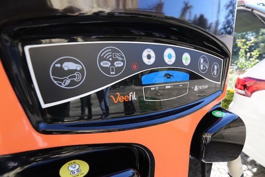 auto rychlonabíjecí stanice rychlodobíječka Tritium Veefil