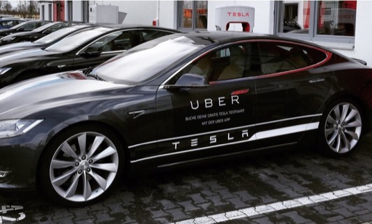 auto Tesla Model S elektromobil Uber