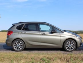 test plug-in hybridu BMW 225xe iPerformace