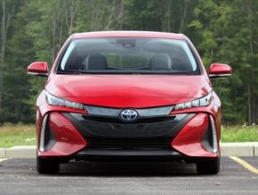 auto Toyota Prius Prime plug-in hybrid