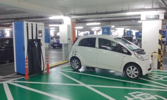 auto Peugeot iOn elektromobil nabíjecí stanice podzemní garáže Bílsko Bělá Greenway