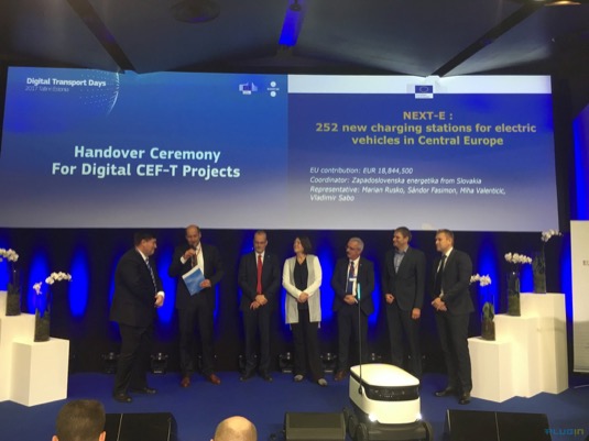 auto Evropa podepsání dohody NEXT-E v Tallinu v Estonsku