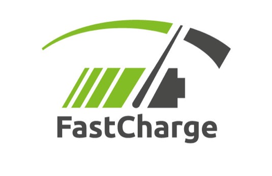auto FastCharge BMW Porsche rychlodobíjení 450 kW
