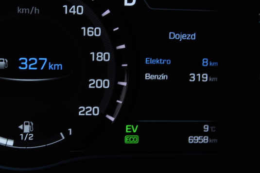 auto test Hyundai Ioniq Plug-in Hybrid