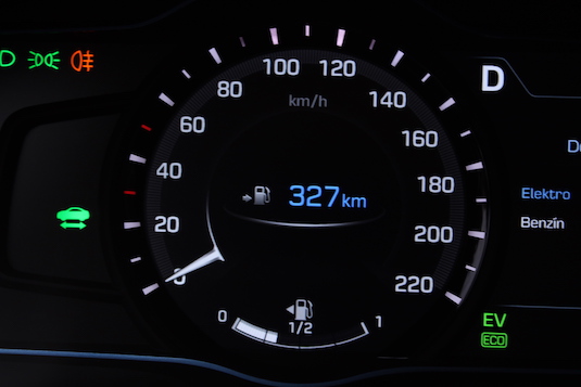 auto test Hyundai Ioniq Plug-in Hybrid