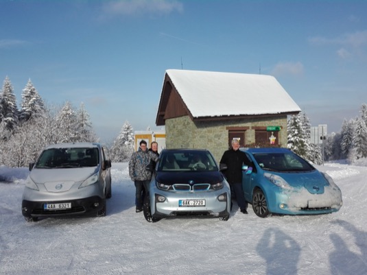 Elektromobily Nissan Leaf, BMW i3 a Nissan e-NV200 na horách