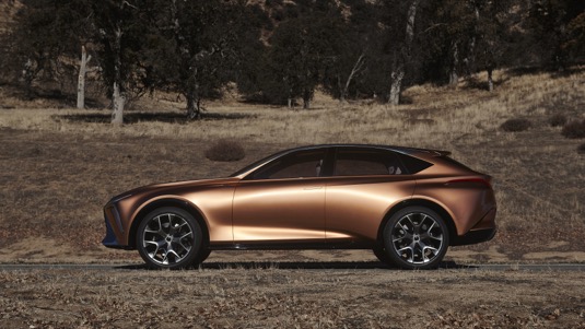 auto Autosalon Detroit 2018: Lexus LF-1 Limitless - luxusní crossover budoucnosti
