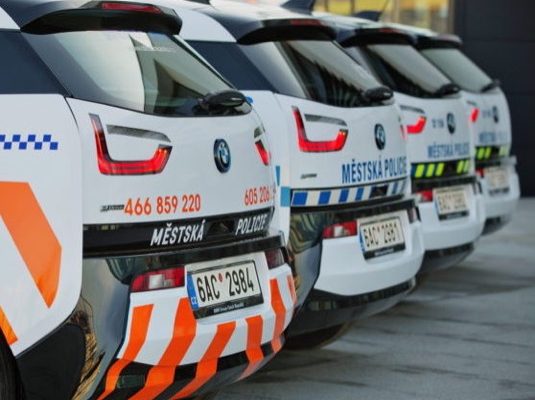 auto elektromobily BMW i3 slouží v Česku od minulého roku jako policejní vozy