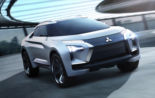 Značka Mitsubishi v duchu své filozofie vytvořila výrazný a poutavý design, který zhmotňuje robustnost, autentičnost a funkční přednosti, typické pro vozy Mitsubishi.