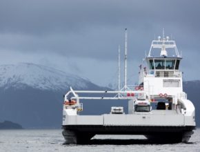 elektrická loď trajekt Siemens Ampere Elektra Norsko