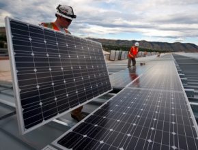 instalace solárních panelů fotovoltaické elektrárny