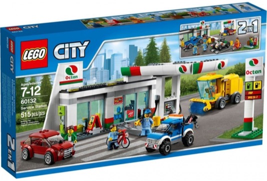 auto LEGO čerpací stanice nabíječka pro elektromobily benzinka