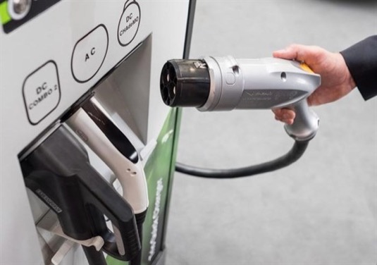 auto nabíjecí stanice Itálie rychlonabíječka pro elektromobily E-VIA FLEX-E