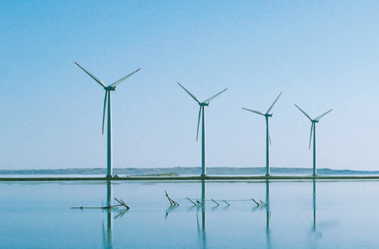 Větrné turbíny elektrárny farma Francie Dánsko
