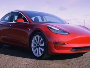 elektromobil Tesla Model 3