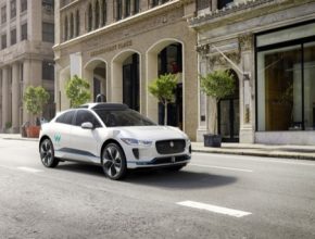 Model Jaguar I-PACE bude prvním prémiovým samořídícím elektrickým vozem ve flotile společnosti Waymo.