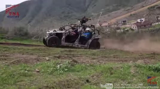 Elektrická bugina Nikola Reckless UTV umí zrychlit 0-100 km/h za tři sekundy.