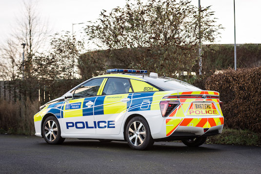 Vodíkové auto Toyota Mirai jako vůz londýnské policie