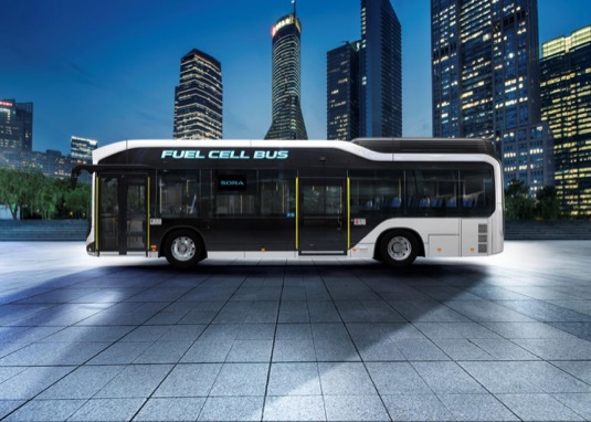 Sora je první autobus v Japonsku poháněný palivovými články, který získal typové osvědčení. Do roku 2020 se má vyrobit přes 100 kusů určených zejména pro Tokio, aby se mohly předvést na Olympijských hrách 2020.
