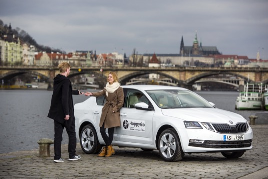 Škoda Auto DigiLab posiluje svou platformu pro carsharing HoppyGo.