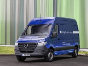 auto elektromobil elektrická dodávka elektrododávka Mercedes-Benz eSprinter