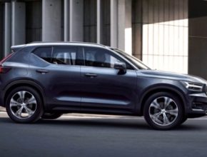 auto nové Volvo XC40 první elektromobil značky