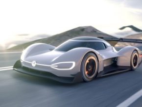 Závodní elektromobil Volkswagen I.D. R Pikes Peak se představí veřejnosti 22. dubna 2018 ve Francii.