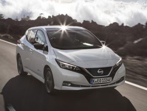 auto elektromobil nový Nissan Leaf