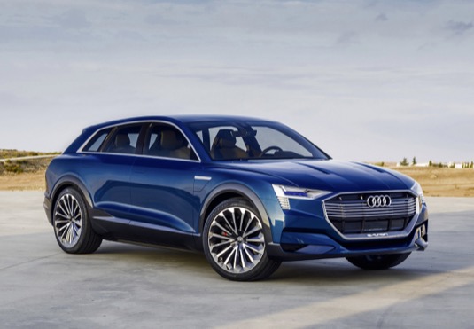 auto elektromobil Audi e-tron Quattro