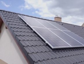 solární fotovoltaické panely elektrárna E.ON
