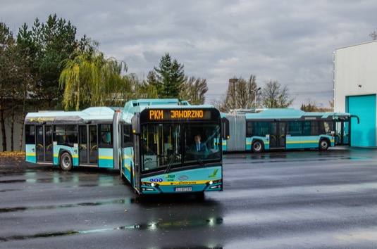 auto elektrobus elektrický autobus Solaris 18m New Urbino
