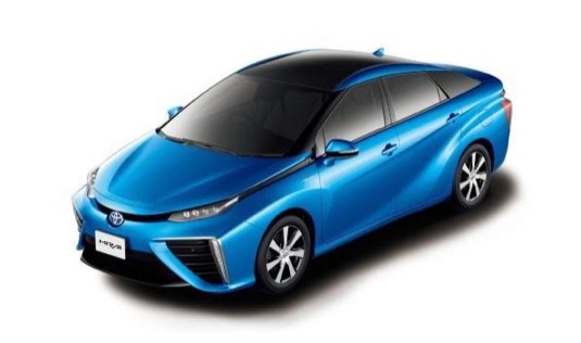auto Toyota Mirai vodíkové auto
