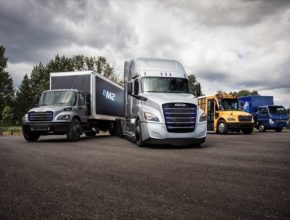 auto elektromobily elektrické náklaďáky tahače Daimler