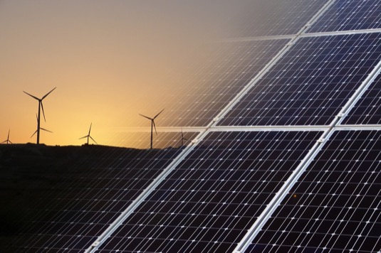 auto obnovitelné zdroje větrné elektrárny solární panely