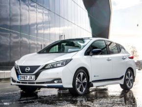 auto elektromobil Nissan LEaf