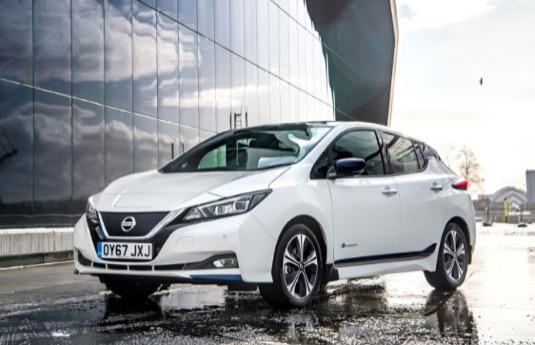 auto elektromobil Nissan LEaf