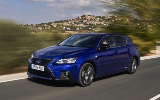 auto Lexus CT 200h hybrid