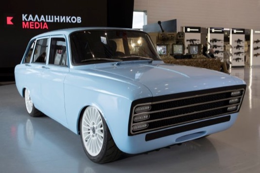 auto elektromobil Kalašnikov CV-1