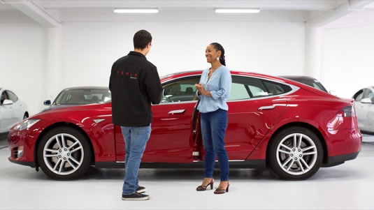 auto elektromobil Tesla Model S zákazníci
