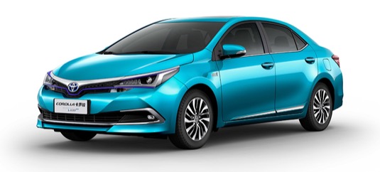 auto Toyota Corolla PHEV plug-in hybrid Čína