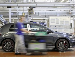 auto výroba Volkswagen Golf ve Wolfsburgu