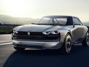 Peugeot e-Legend nabízí v závislosti na typu silničního provozu nebo nálady řidiče čtyři režimy řízení.