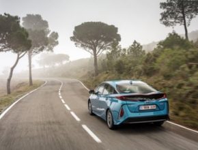 Hybridní vozy jsou podle výsledků testování mnohem šetrnější k životnímu prostředí proti automobilům s konvenčním benzinovým nebo dieselovým motorem. Překvapení!