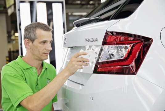 Škoda Auto pokračuje v rekordním kurzu: v roce 2018 již vyrobila jeden milion vozů. Podaří se ale tento růst udržet navzdory vystoupení Velké Británie z Evropské unie?