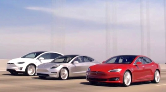 auto elektromobily Tesla Model S, Model X a Model 3