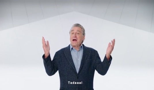 Kia rozjíždí celoevropskou reklamní kampaň na čistě elektrický crossover e-Niro – jejíž tváří je dvojnásobný držitel Oscara Robert De Niro.
